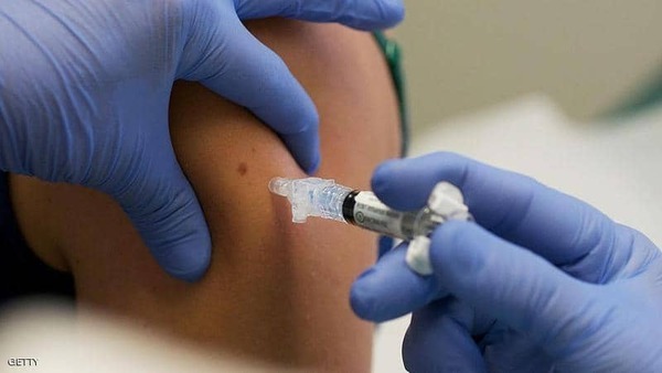 خبراء يحذرون من المسكنات بعد التطعيم ضد كورونا.. ما السبب؟