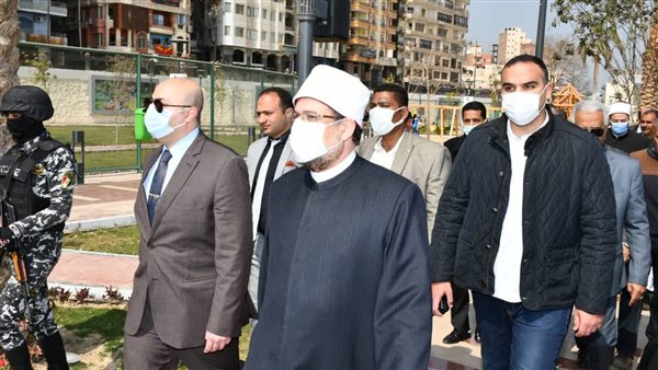 وزير الأوقاف ومحافظ بني سويف يتفقدان ممشى الكورنيش الجديد