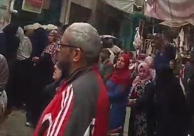 بالصور.. تزاحم المواطنين على المخابز في قرى مركزمدينة بلبيس