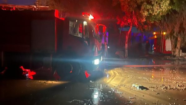 الشرقية نيوز تنشر تفاصيل حريق مصنع كرتون ومخزن أنابيب بعزبة الأشقر  بمينا القمح