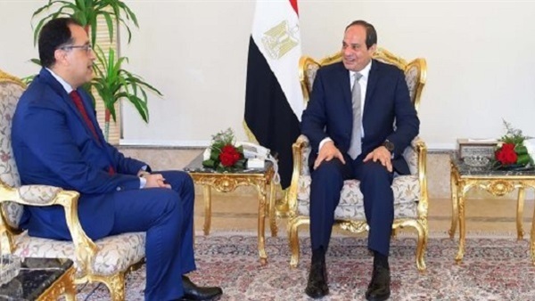 رئيس الوزراء يهنئ السيسي بذكرى تحرير سيناء