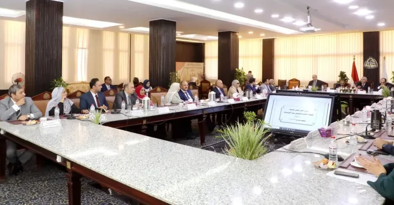 محافظ الشرقية يشارك اجتماع مجلس جامعة الزقازيق: تكامل مؤسسات الدولة يعزز بناء الإنسان ويدعم مسيرة التنمية