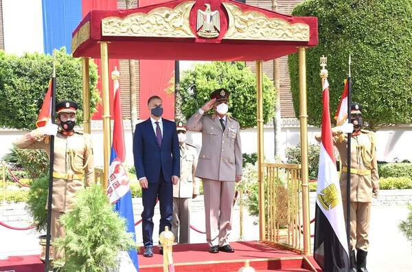 الفريق أول محمد زكى يلتقى وزير دفاع جمهورية صربيا.