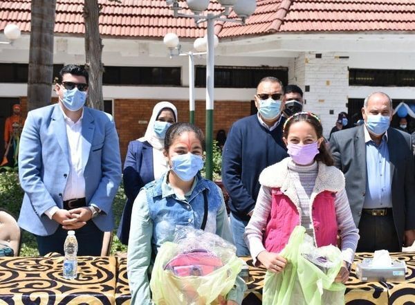 محافظ الشرقية يُشارك إحتفالية يوم اليتيم لأبناء العاملين بالديوان العام بنادي العائلات بمدينة الزقازيق