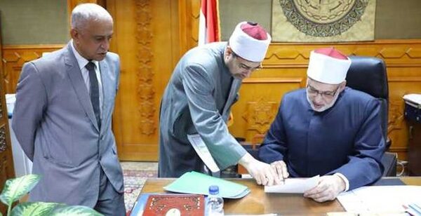 وكيل الأزهر يعتمد نتيجة الشهادتين الابتدائية والإعدادية الأزهرية.