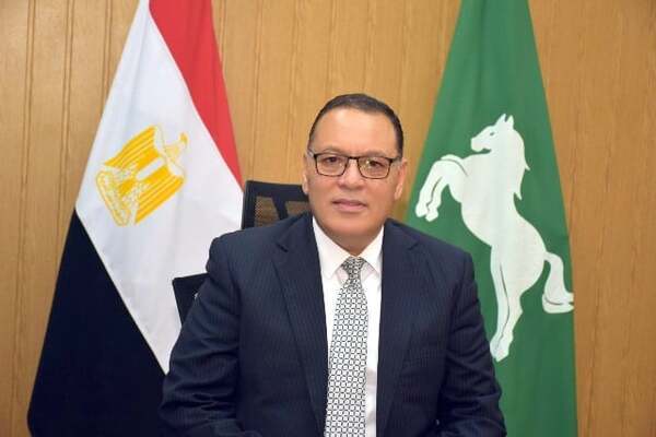 محافظ الشرقية يُهنئ أبناء المحافظة وأعضاء الجهاز التنفيذي والقيادات الأمنية وأعضاء مجلسي النواب والشيوخ بمناسبة حلول عيد الفطر المبارك