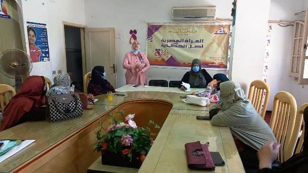 محافظ الشرقية يُشيد بدور فرع المجلس القومي للمرأة في توعية السيدات بأهمية الحصول على لقاح فيروس كورونا