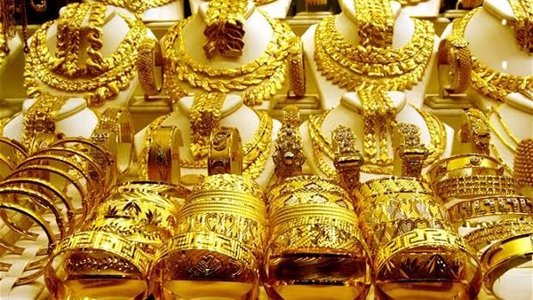 انخفاض أسعار الذهب 10 جنيهات وعيار 21 يسجل 1830 جنيها