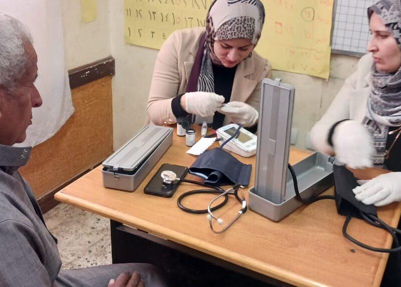 جامعة الزقازيق: علاج 655 مريضا في قافلة طبية بقرية السعيدية مركز بلبيس