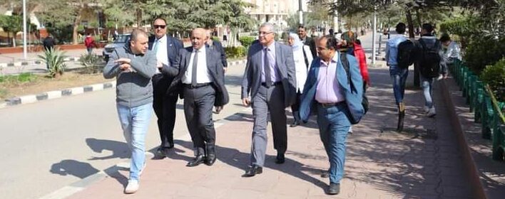 رئيس جامعة الزقازيق يتفقد تطورات الحرم الجامعي استعداداً لاحتفالية اليوبيل الذهبي