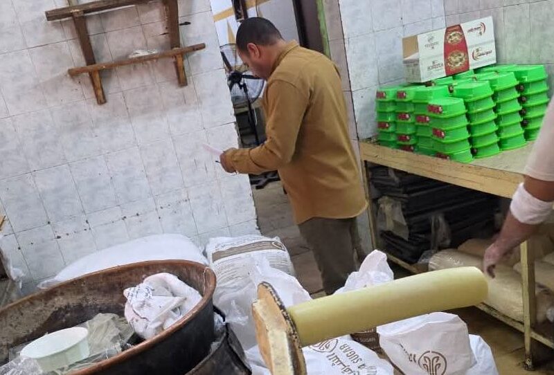 تموين الشرقية يضبط ( ٣ طن و ٢٧٥ كجم) دقيق سياحي ومستلزمات حلوى المولد النبوي جميعهم سلع مجهولة المصدر بمنيا القمح