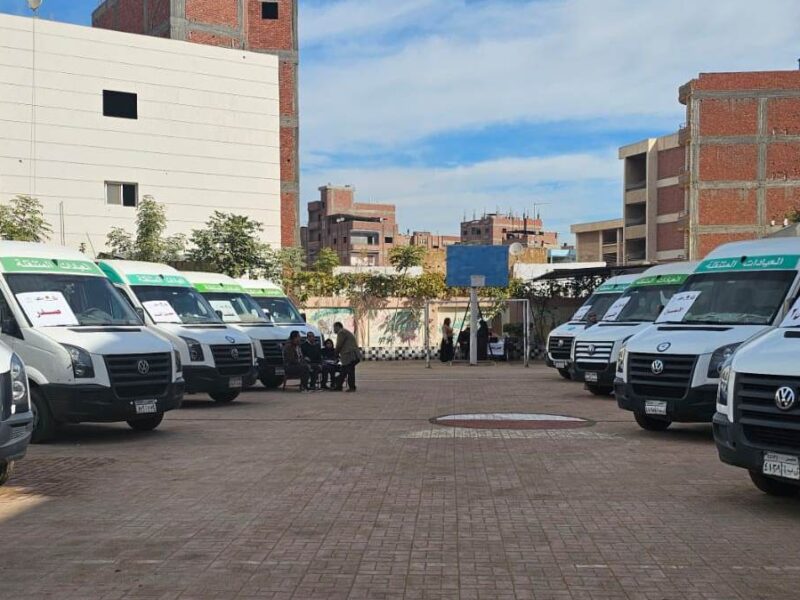 الكشف على 416 مواطنًا وتطعيم 115 حيوانًا في قافلة طبية بالإبراهيمية