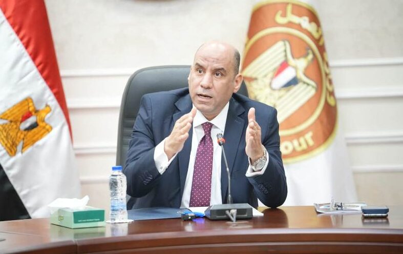 وزير العمل يعلن تفاصيل إجازة عيد الأضحى المبارك للعاملين بالقطاع الخاص