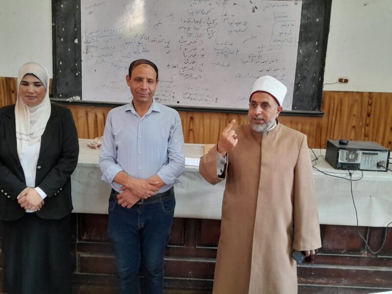 ختام فعاليات برنامج الترقي المهني لمعلمي الدفعة السابعة بالشرقية الأزهرية