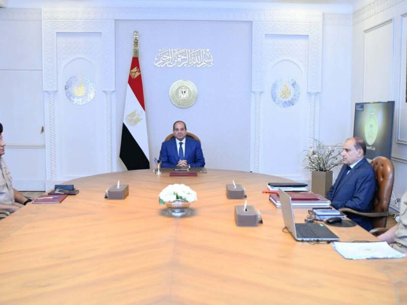 الرئيس السيسي يوجه بسرعة إنجاز المشروعات القومية وفق أعلى معايير الدقة والكفاءة