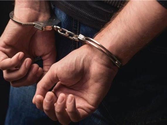 أوهمهم بالسفر للخارج.. ضبط شخص من الدقهلية قام بالنصب على ١٠ مواطنين من الشرقية