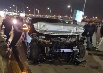 التحريات: عمرو أديب اصطدم بـ سيارة نقل وكان بمفرده
