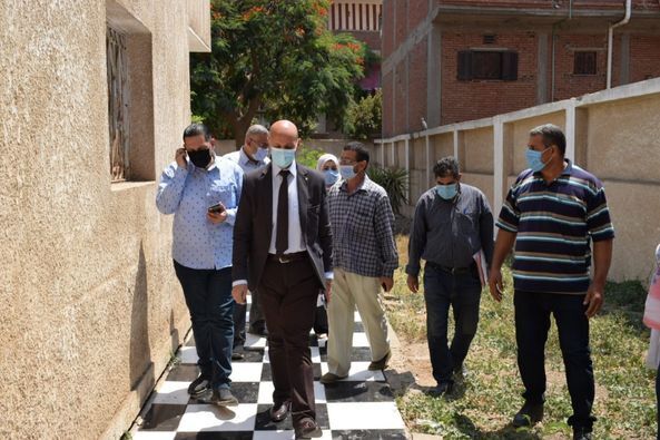 وكيل وزارة الصحة بالشرقية يتفقد الوحدات الصحية بمنيا القمح