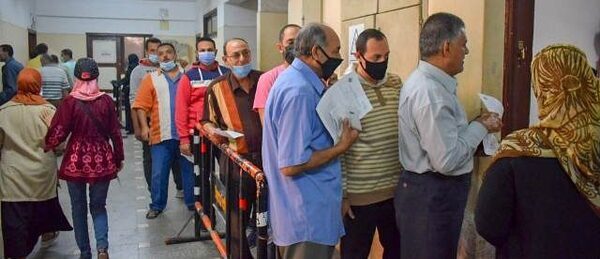 إقبال متزايد على مراكز تطعيم لقاح كورونا فى الشرقية.