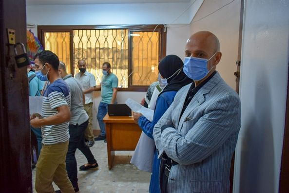 وكيل وزارة الصحة بالشرقية يطالب بسرعة تسجيل وتطعيم المواطنين بلقاح كورونا
