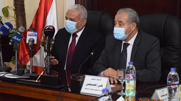 توفر 3 آلاف فرصة عمل.. وزير التموين يعلن إنشاء منطقة تجارية لوجستية بالسويس