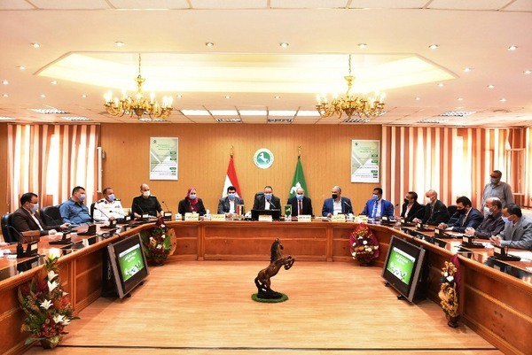 محافظ الشرقية يؤكد على: سرعة انهاء التصالح فى مخالفات البناء