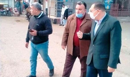 محافظ الشرقية يُفاجئ مدينة مشتول السوق ويشدد على منع التعديات على الأراضي الزراعية