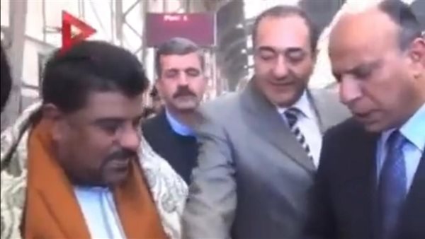 وزارة الداخلية: تكشف تفاصيل فيديو ضبط مواطن بحوزته مواد مخدرة