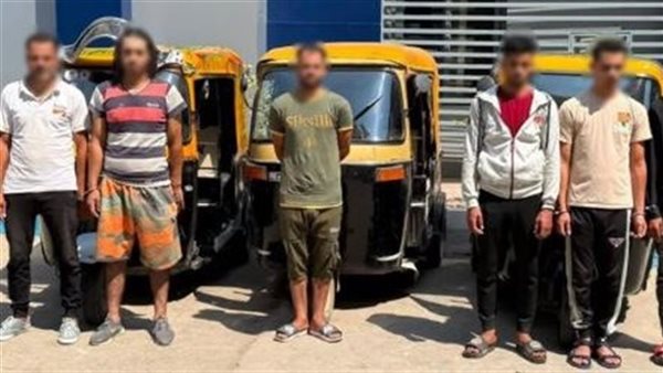 ضبط 6 أشخاص بسبب حركات استعراضية بـ«التوك توك» في الشرقية