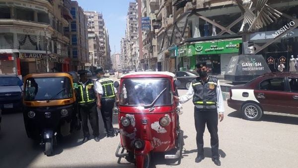محافظ الشرقية : ضبط أي تاكسي يعمل بدون تشغيل العداد وحملات مكثفة لمنع سير التوكتوك داخل مدينة الزقازيق