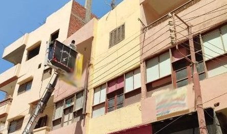 حملات مكثفة بمراكز ومدن الشرقية لرفع وإزالة الإعلانات واللوحات غير المرخصة