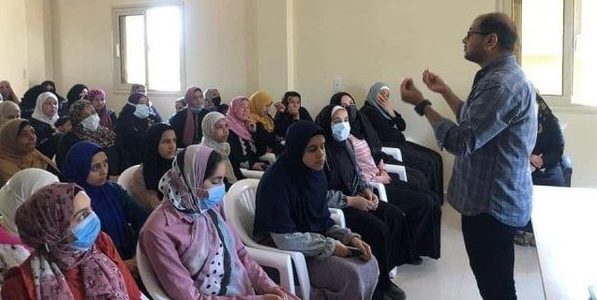 شباب ورياضة الشرقية تنظم ندوة تثقيفية عن الأثار السلبية للإفراط في إستخدام مواقع التواصل الإجتماعي