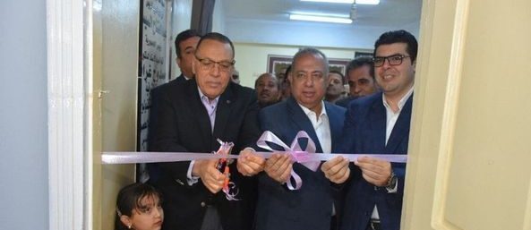 محافظ الشرقية يفتتح المركز التكنولوجي لخدمة المواطنين بالوحدة المحلية بالحصوة