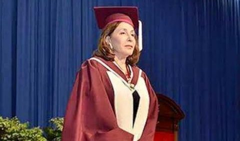 وزير التعليم العالي يهنئ الدكتورة هدي المراغي لحصولها على أرفع “وسام مدني” في كندا