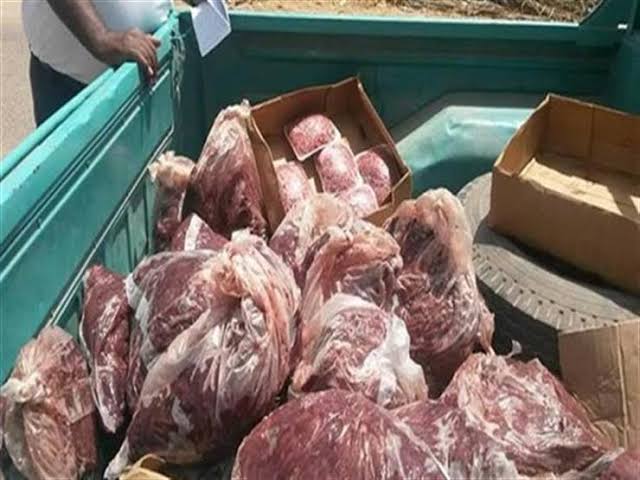 «الصحة» تغلق 35 منشأة غذائية غير مرخصة وتضبط 11 طن أغذية فاسدة