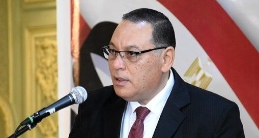 محافظ الشرقية يشدد على سرعة الإنتهاء من ملف تقنين أراضي أملاك الدولة