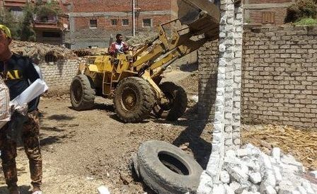 إستمرار اللجان الدورية للتنبيه على المتعدين على أراضي أملاك الدولة