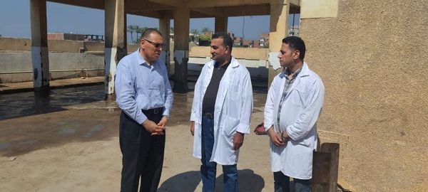 محافظ الشرقية يُفاجئ مجزر أبو حماد لمتابعة سير إنتظام العمل به