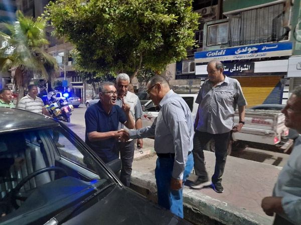 محافظ الشرقيةيتجول في ساعة متأخرة  بشوارع مدينة الزقازيق