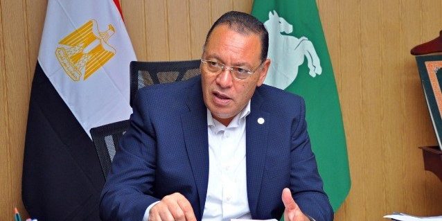 محافظ الشرقية يقرر إحالة العاملين المقصرين في عملهم للتحقيق بمركزي أبو حماد وفاقوس