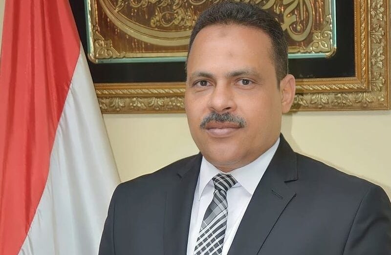 محافظ الشرقية: اتخاذ الإجراءات القانونية حيال سائق سرفيس أساء معاملة الركاب بالزقازيق