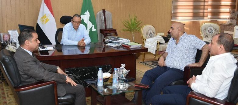 محافظ الشرقية يواصل لقاءاته الدورية بنواب البرلمان لإستعراض وحل مشاكل المواطنين