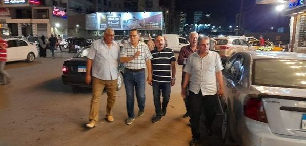 محافظ الشرقية يتفقد شوارع مدينة الزقازيق ليلاً ويأمر بغلق كافيتريا غير مرخصة