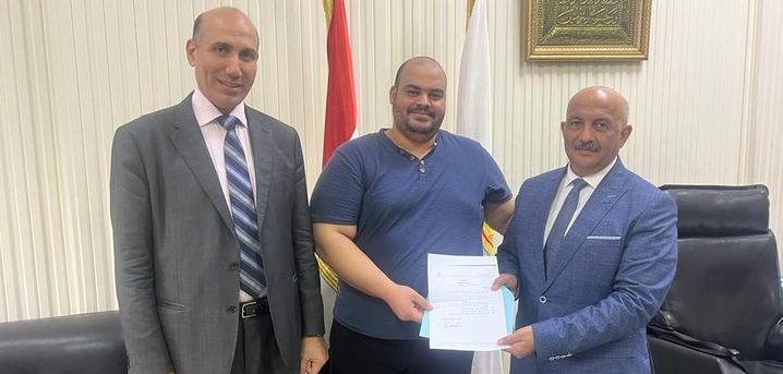 رئيس جامعة الزقازيق: سيد سالم محمد أبو سالم وكيلاً لكلية التجارة لشئون التعليم والطلاب
