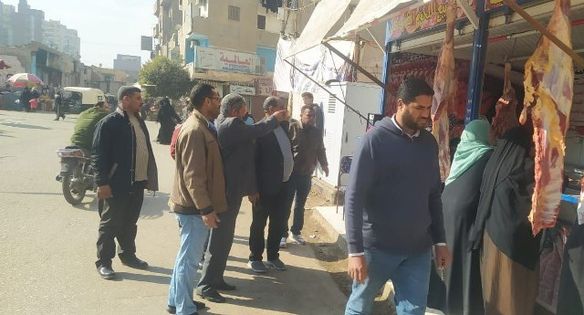 الأجهزة التنفيذية بالشرقية تُكثف المرور الميدانى على المحال التجارية والأسواق