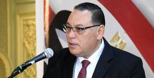 محافظ الشرقية . . الإنتهاء من تحرير (١١٤٤٥) عقد فى منظومة التقنين لأراضي أملاك الدولة