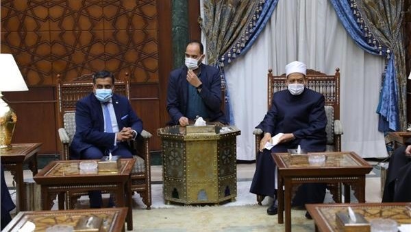 شيخ الأزهر: نرفض استغلال حرية التعبير للإساءة للمقدسات والرموز الإسلامية والدينية
