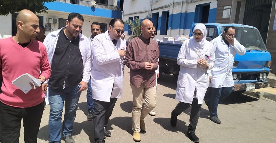 وكيل وزارة الصحة بالشرقية يتفقد الخدمات الطبية بمنيا القمح
