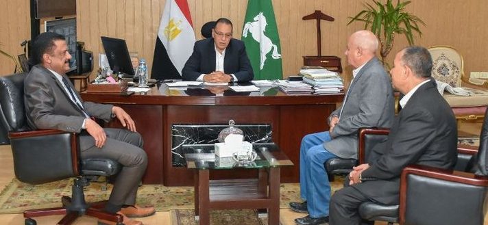 محافظ الشرقية يُصدر قرارين بتكليف سكرتيراً عاماً مساعدًا ورئيساً لمركز ومدينة الحسينية