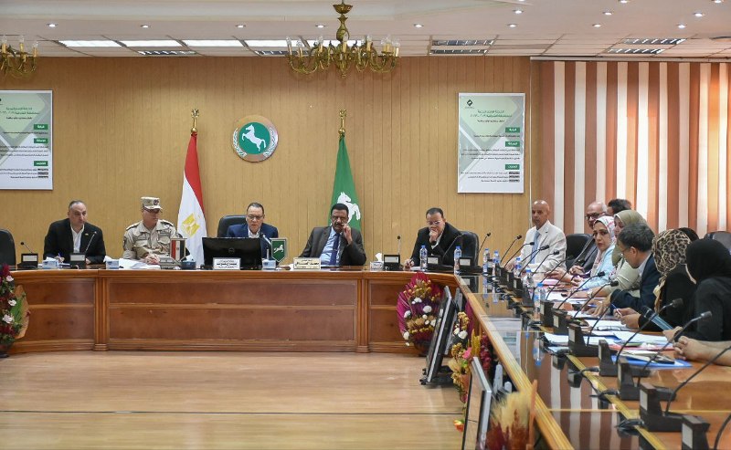 محافظ الشرقية يُوجه بتقديم مشاريع خاصة من جهاز تنمية المشروعات الصغيرة والمتوسطةللمواطنين